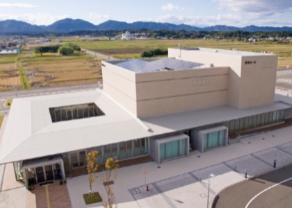 新地町文化交流センター
